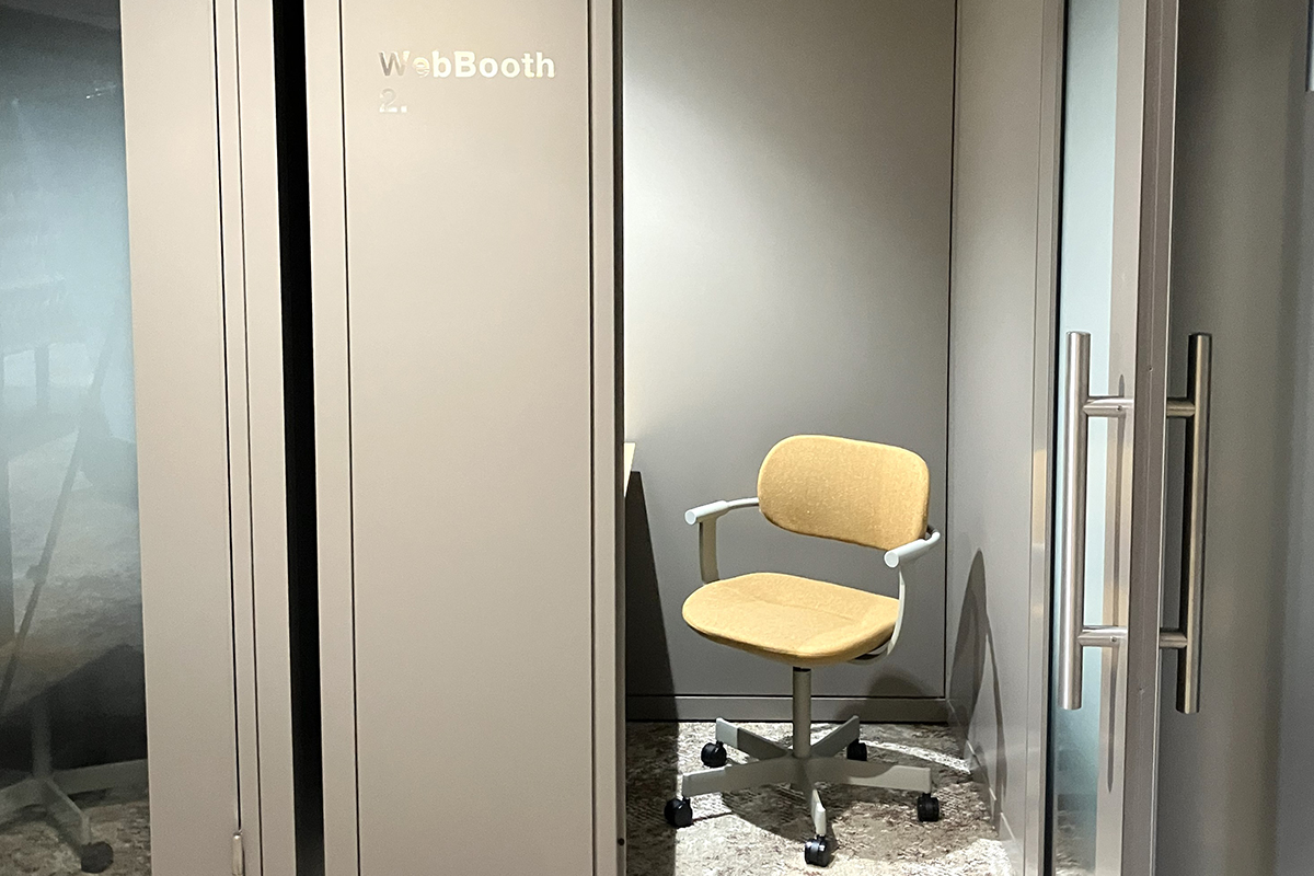 興和川崎西口ビル ３Fラボ区画専用TELブース