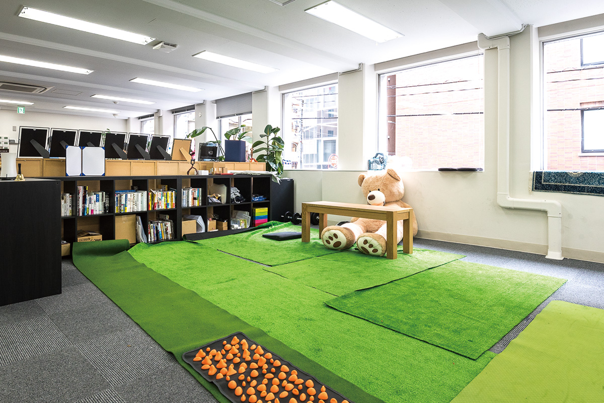 Marketing-Robotics株式会社