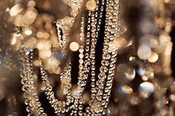 海外各国と日本のラグジュアリー市場規模 Cbre