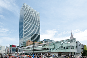 企業に訊く　事業基盤強化に資する不動産戦略を新体制下で展開