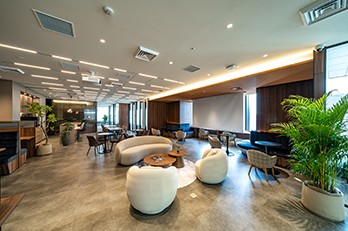 【Compass Office】今、注目のフレキシブルオフィス特集