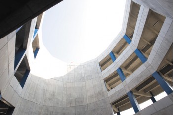 物流施設の空室率