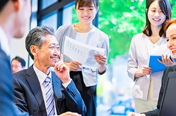 グローバル不動産管理、次の一手！成功の鍵は組織体制にあり