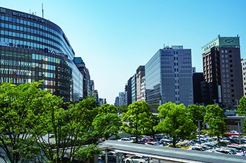 福岡｜西日本の二大都市 広島vs福岡