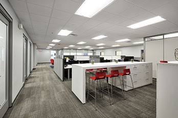 仕様別ベンチマークコスト