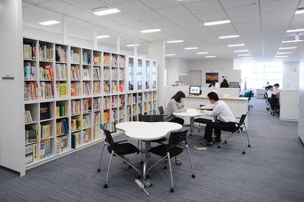 オフィス移転プロジェクト事例 /株式会社マルハニチロホールディングス / 資料室