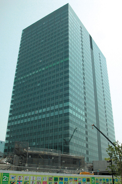2007年8月末に竣工を控えたThinkPark Tower