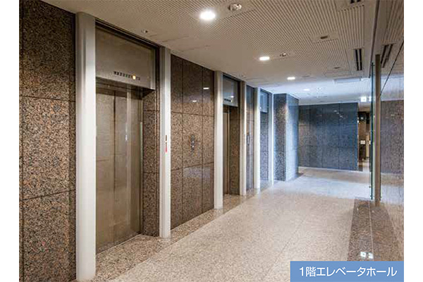 USCビル 1Fエレベータホール
