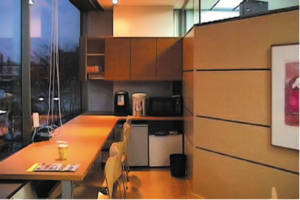 小規模オフィスの一例　リビングルームのイメージ