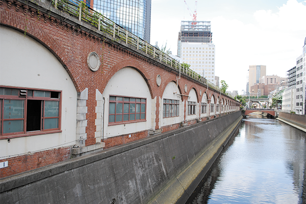 赤レンガの高架　現在の様子