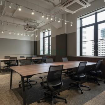 九段下駅徒歩1分!レトロモダン調★24坪