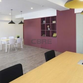 打ち合わせスペース２