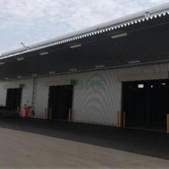 群馬県邑楽郡大泉町クレーン付き倉庫