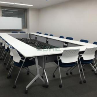 カンファレンスルーム