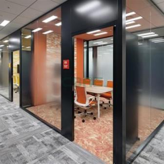 カンファレンスルーム