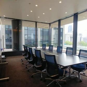 カンファレンスルーム