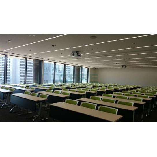 カンファレンスルーム