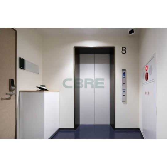 ８階エレベーターホール１