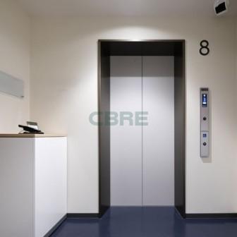 ８階エレベーターホール１
