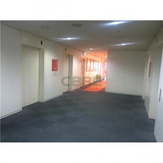 荷物用昇降設備