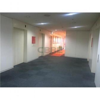 荷物用昇降設備