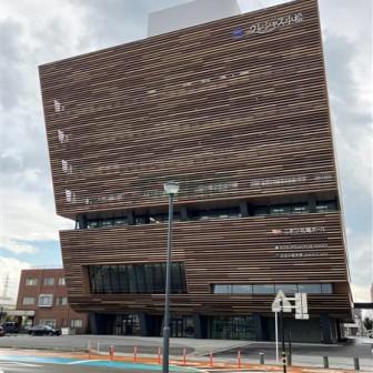 ウレシャス小松