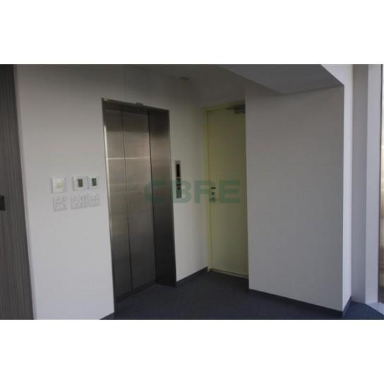 4階 エレベーターホール