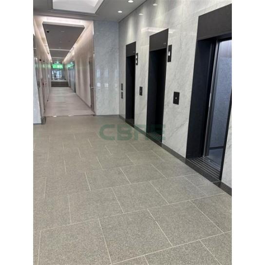 エレベーターホール