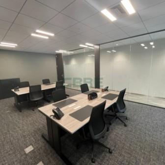 執務室（８名用）