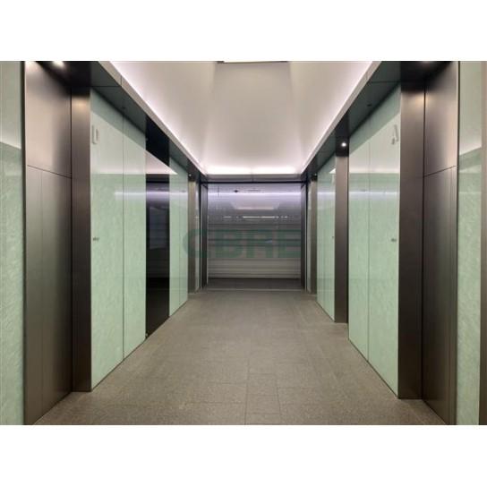 エレベーターホール