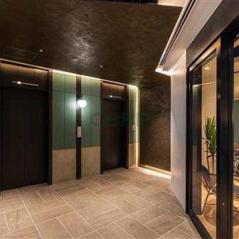 1階 エレベーターホール