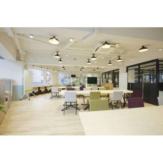 コワーキングスペース２