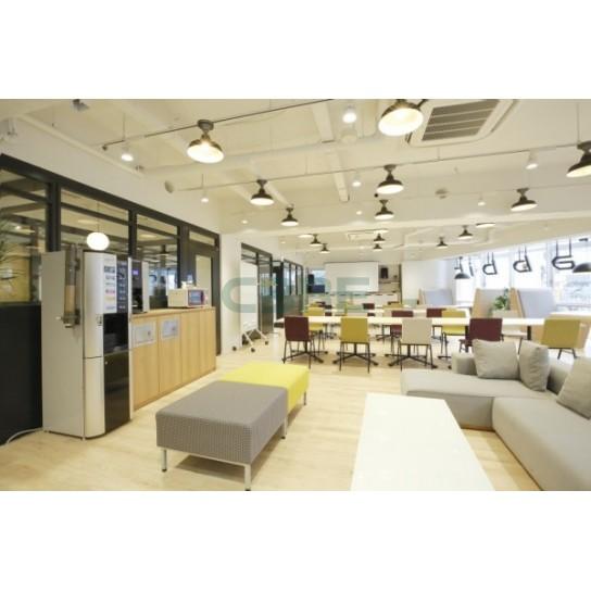 コワーキングスペース３