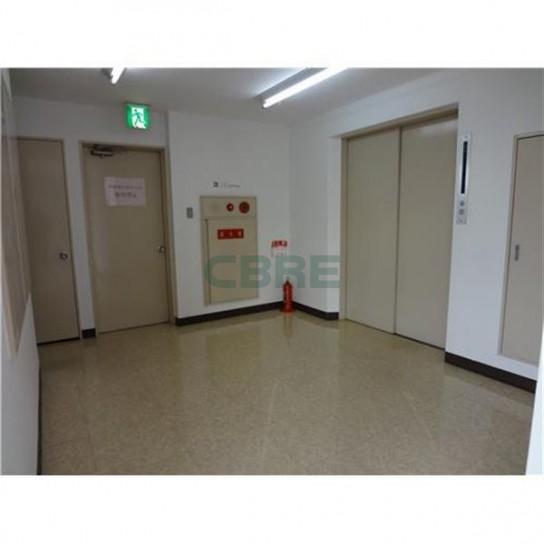 荷物用昇降設備