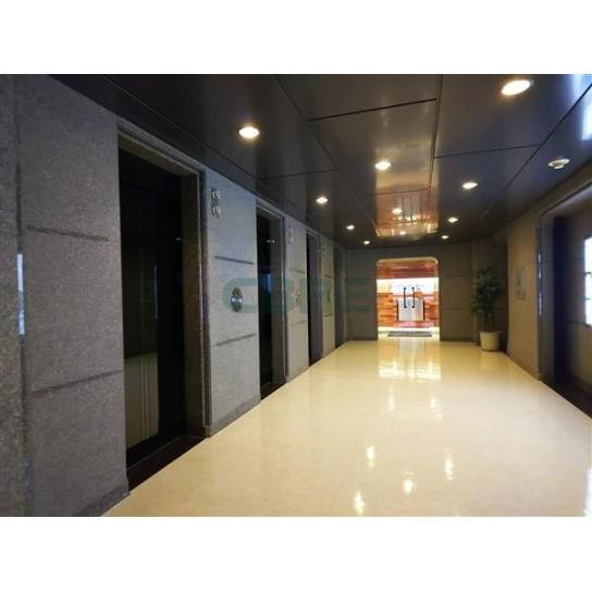 エレベーターホール