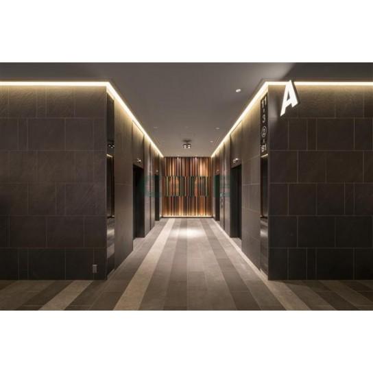 2階 エレベーターホール