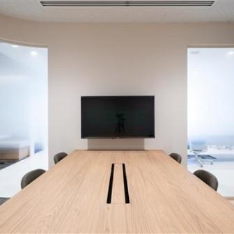 カンファレンスルーム