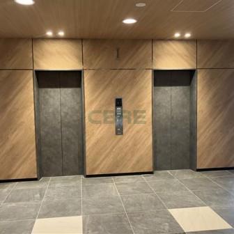 1階 エレベーターホール