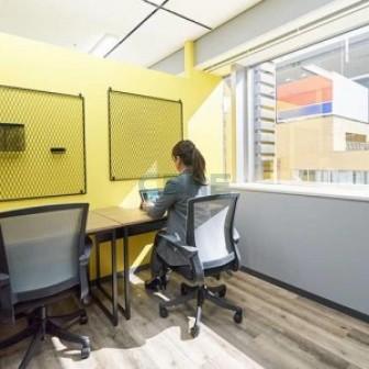 執務室