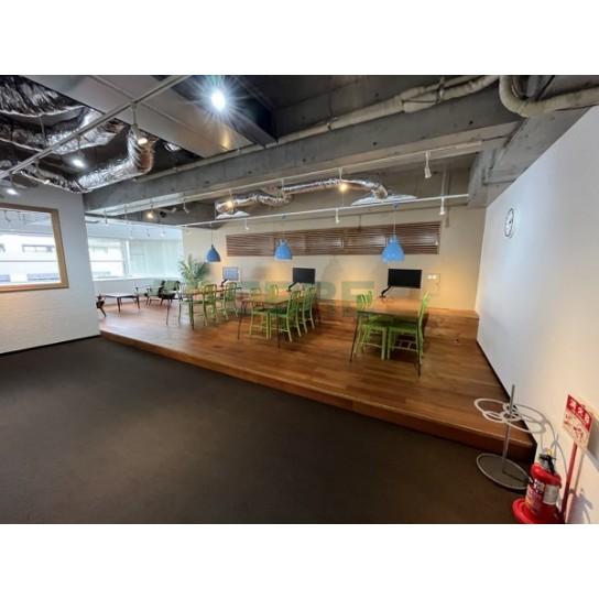 フローリングエリア