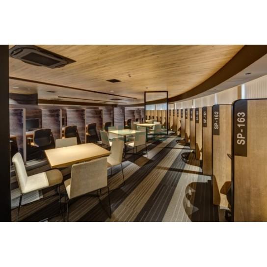 4階フリーデスク