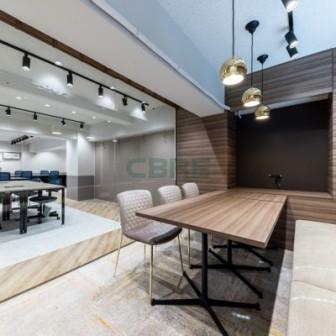 南青山ヒルフラッツ1F25坪セットアップ