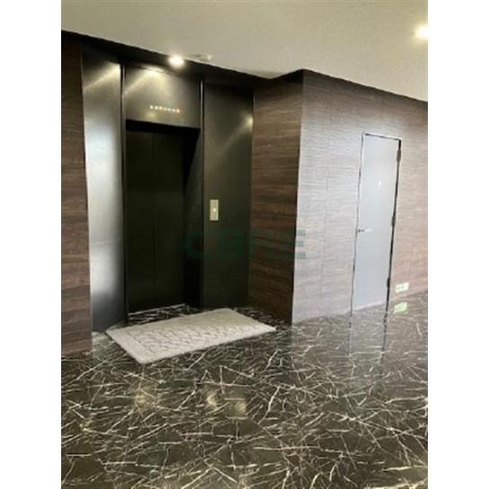 5階 エレベーターホール