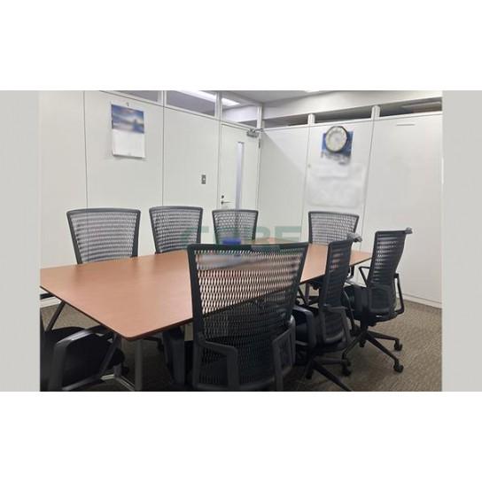 カンファレンスルーム