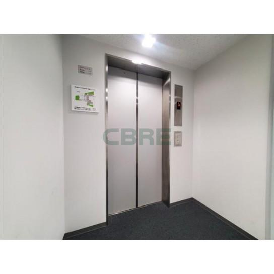 荷物用昇降設備