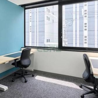 窓側個室３名用