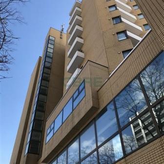 INOVE札幌資生館前