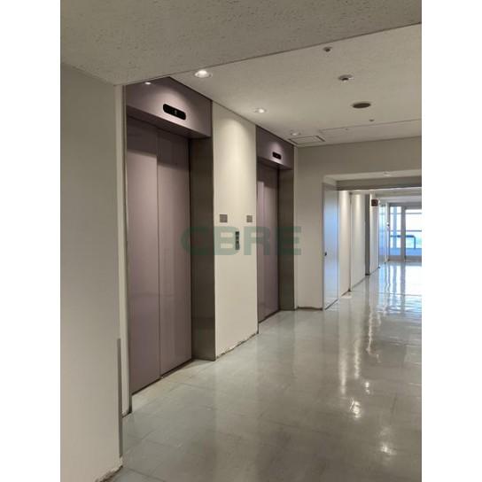 18階 エレベーターホール