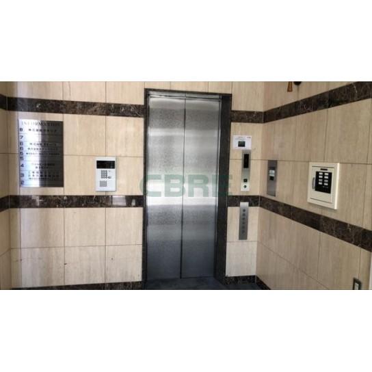 エレベーターホール