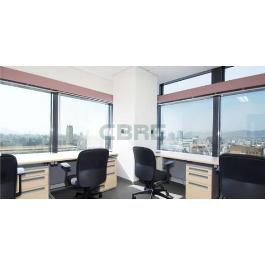 執務室（４名用）